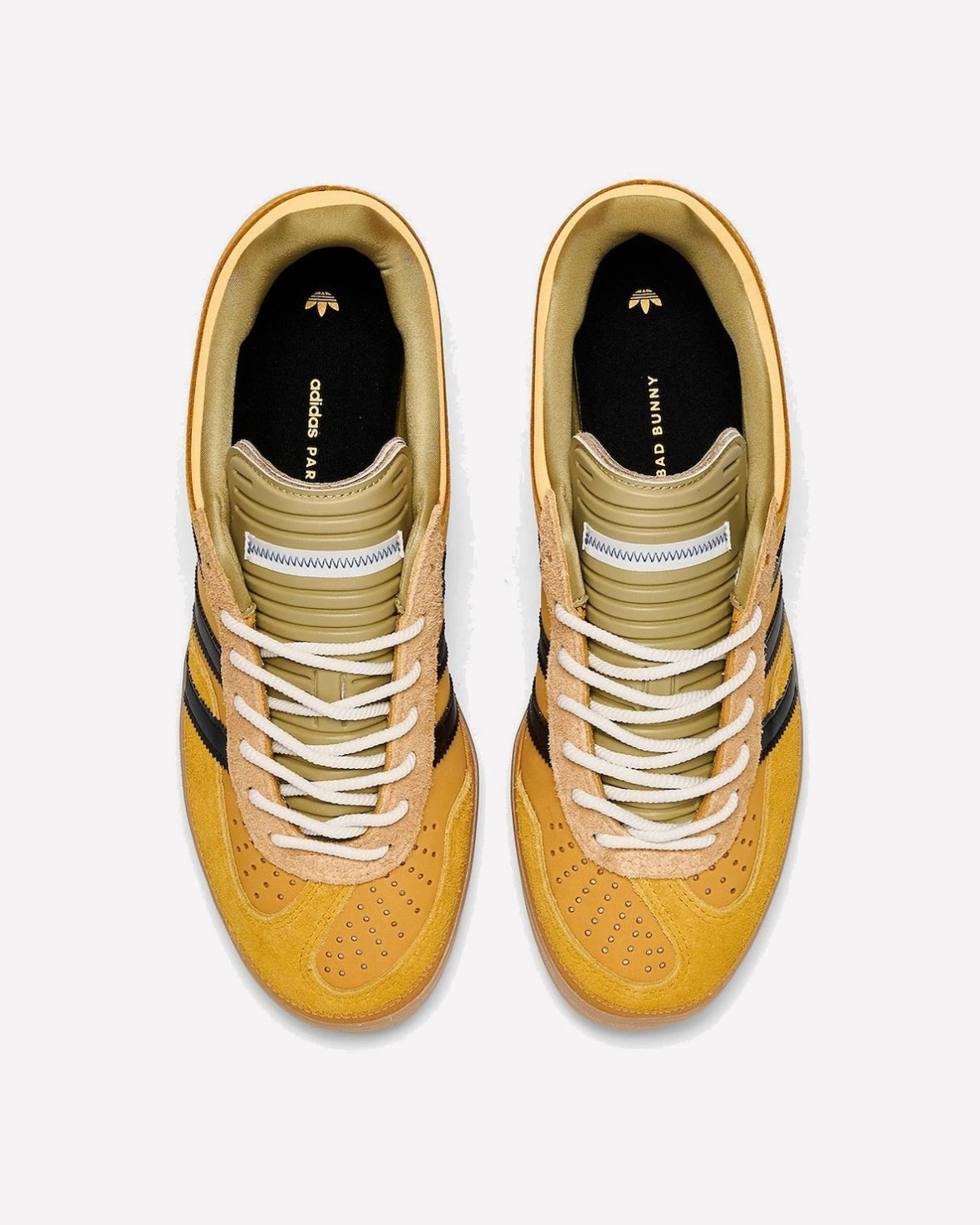 adidas Gazelle Indoor Bad Bunny Solar Gold — vista del talón