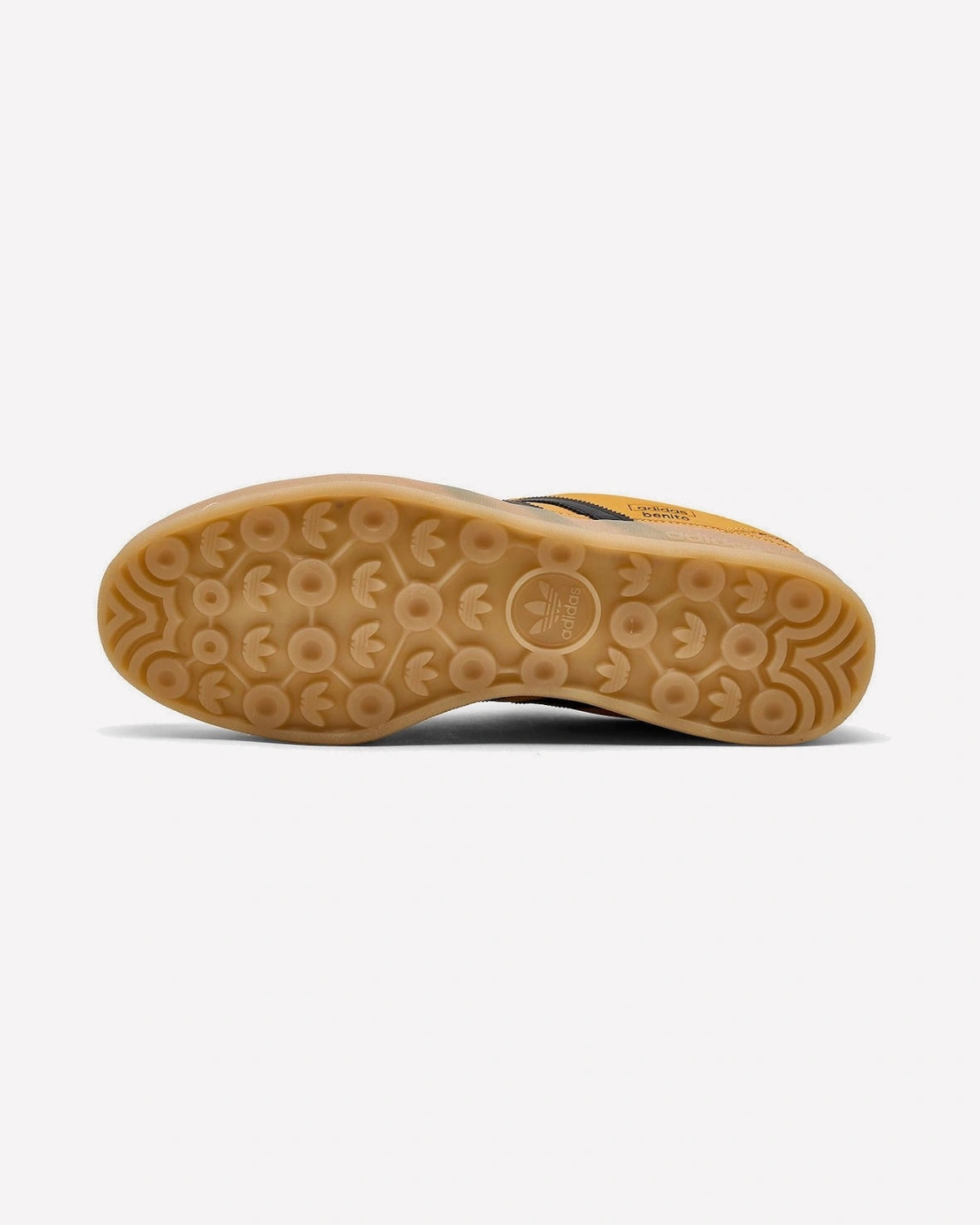 adidas Gazelle Indoor Bad Bunny Solar Gold — detalle del upper
