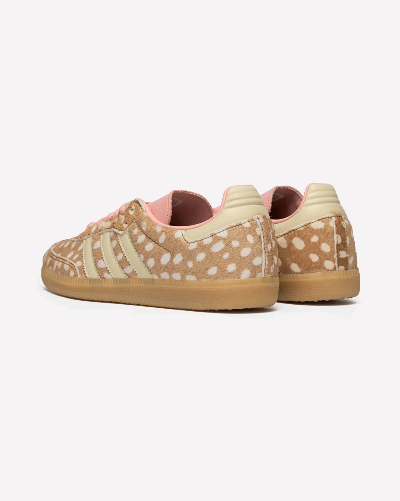 adidas Samba OG Bambi Brown Desert — detalle del talón