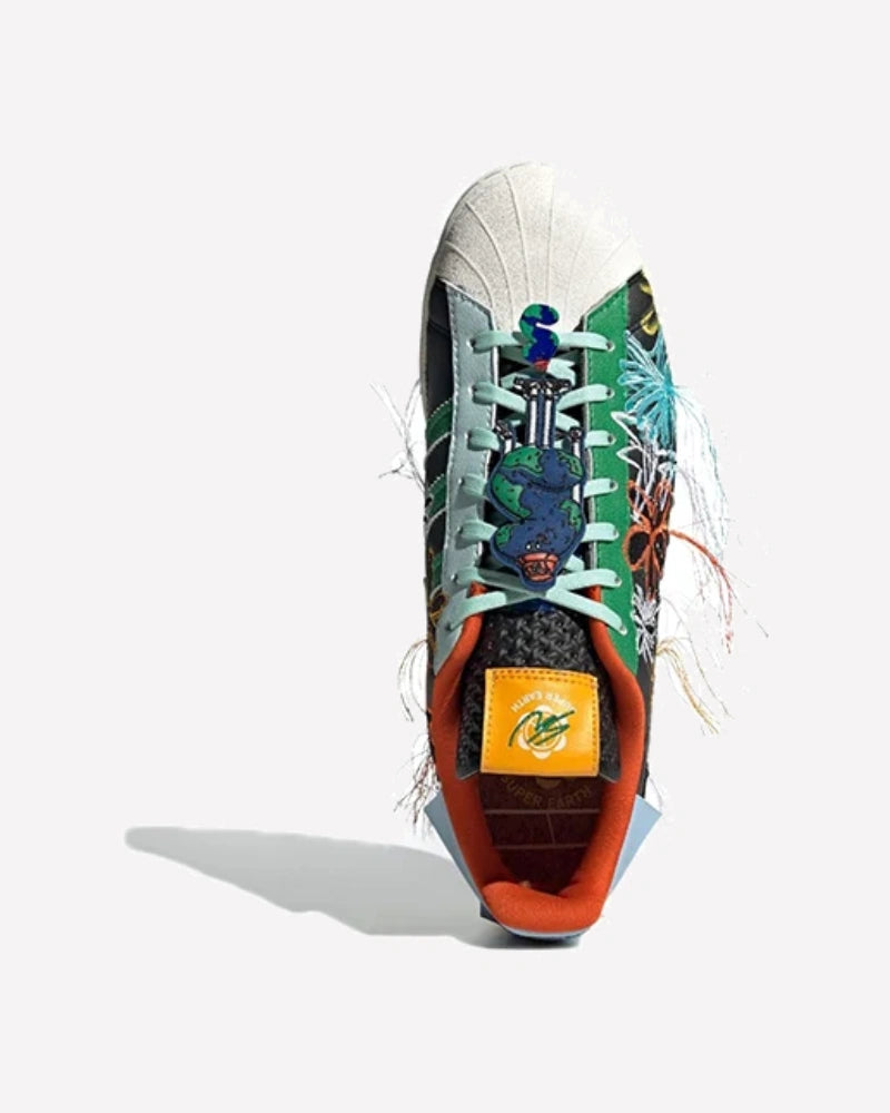 adidas Superstar AEC Sean Wotherspoon Superearth Black — vista de la suela