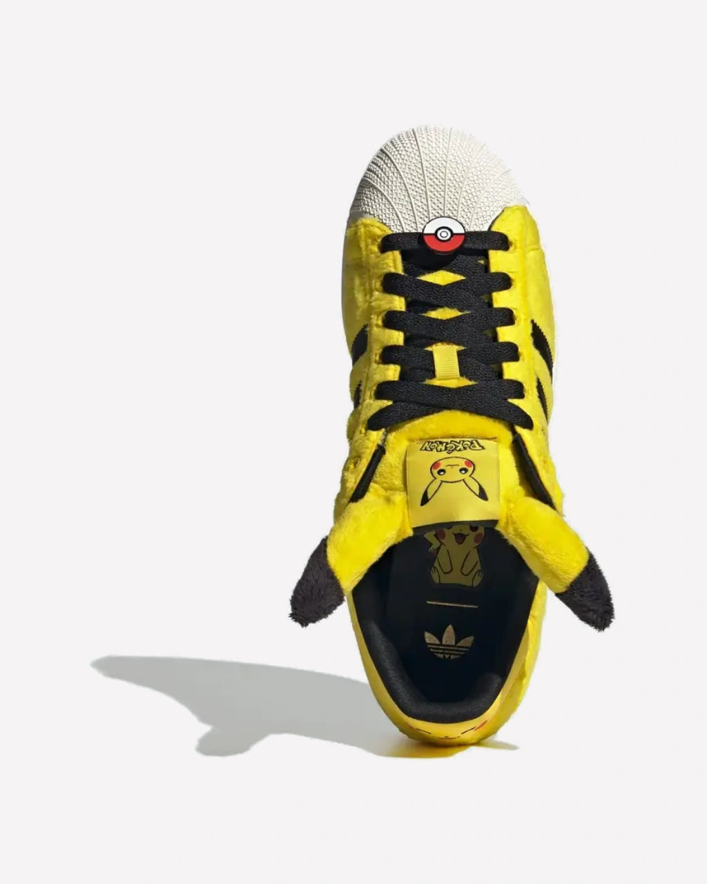 adidas Superstar Pokémon Pikachu Yellow — Detalle del talón