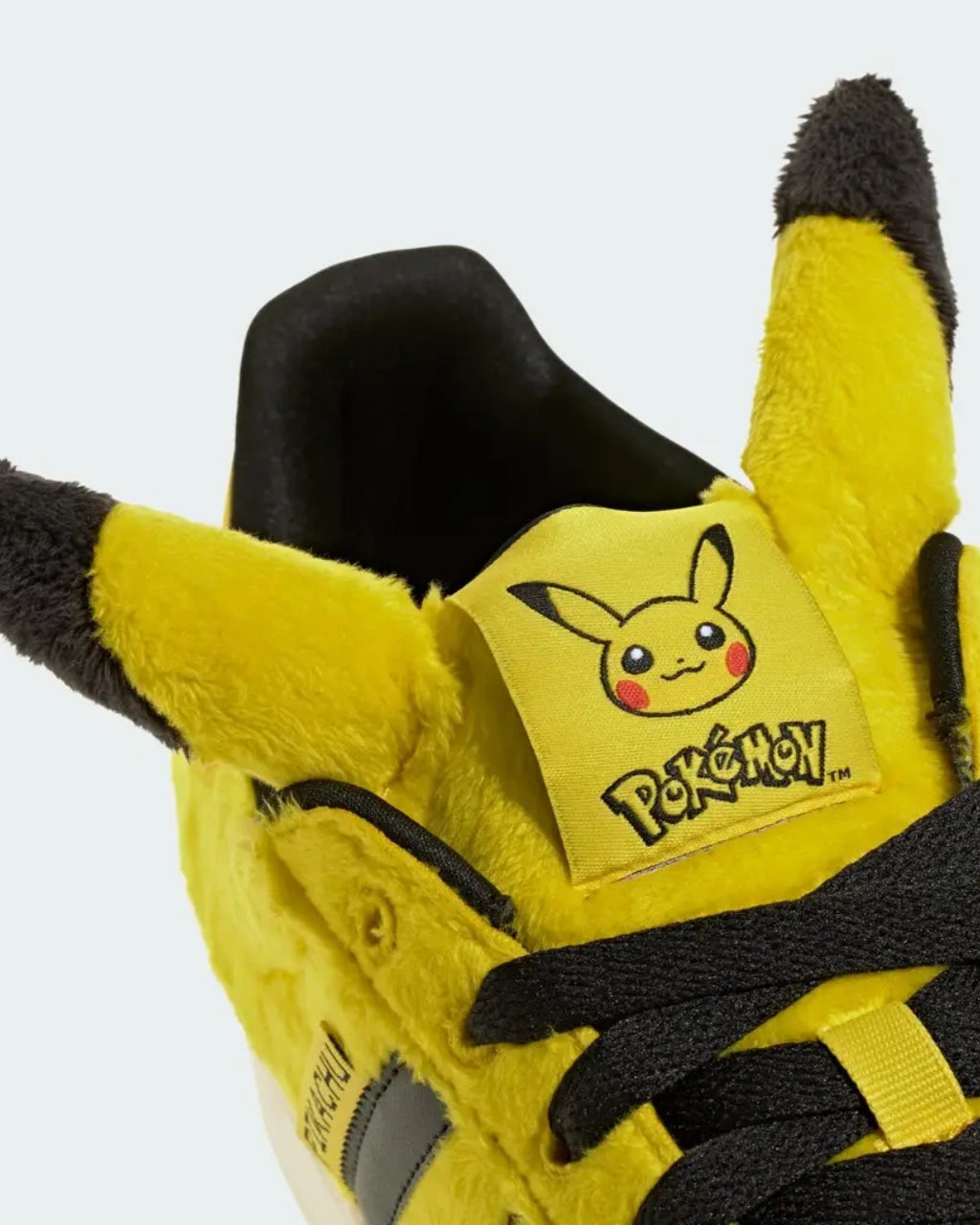 adidas Superstar Pokémon Pikachu Yellow — Par completo