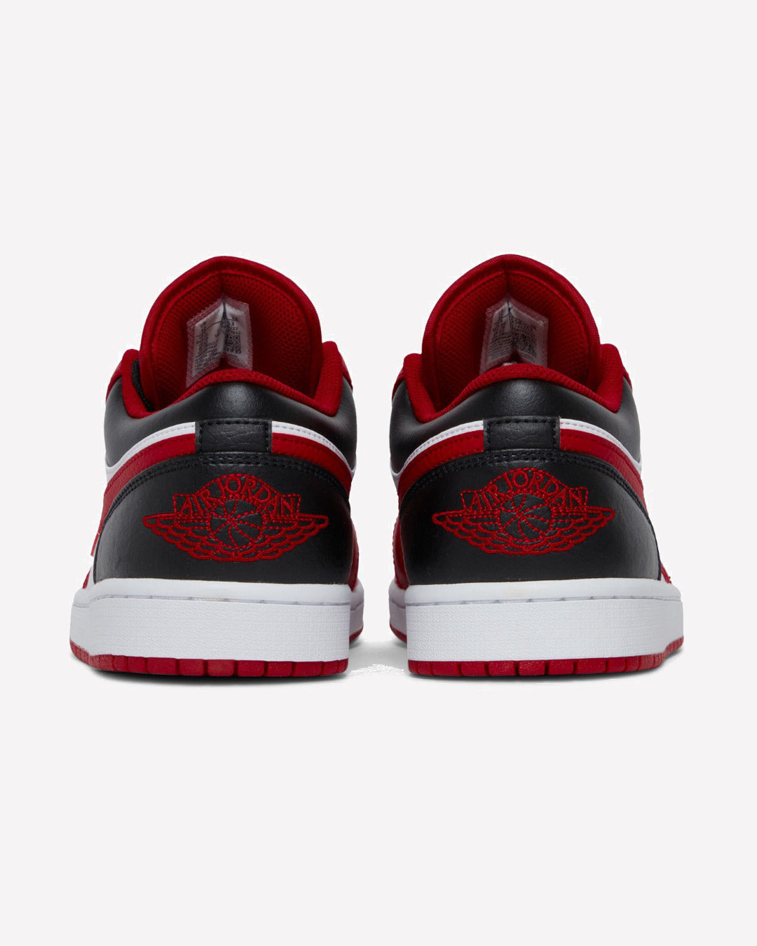 Jordan 1 Low Bulls — vista de la suela