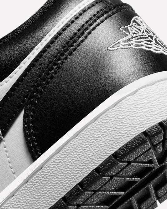 Jordan 1 Low Panda — vista frontal