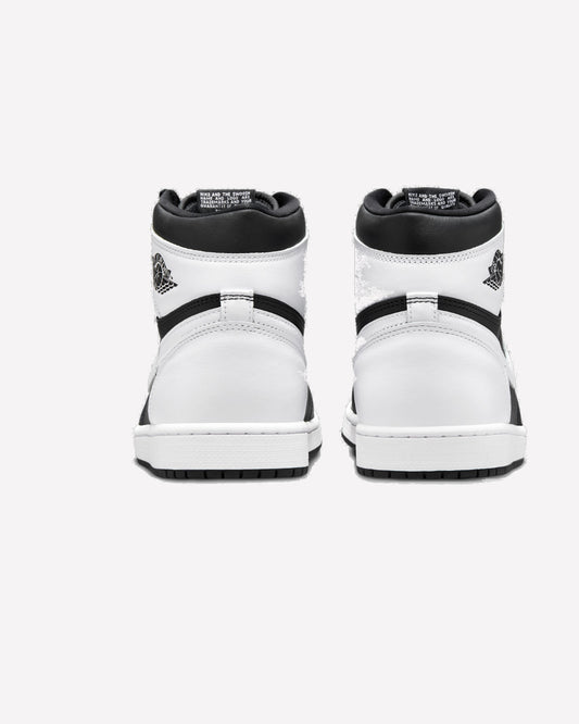 Jordan 1 Retro High OG Black White — vista frontal
