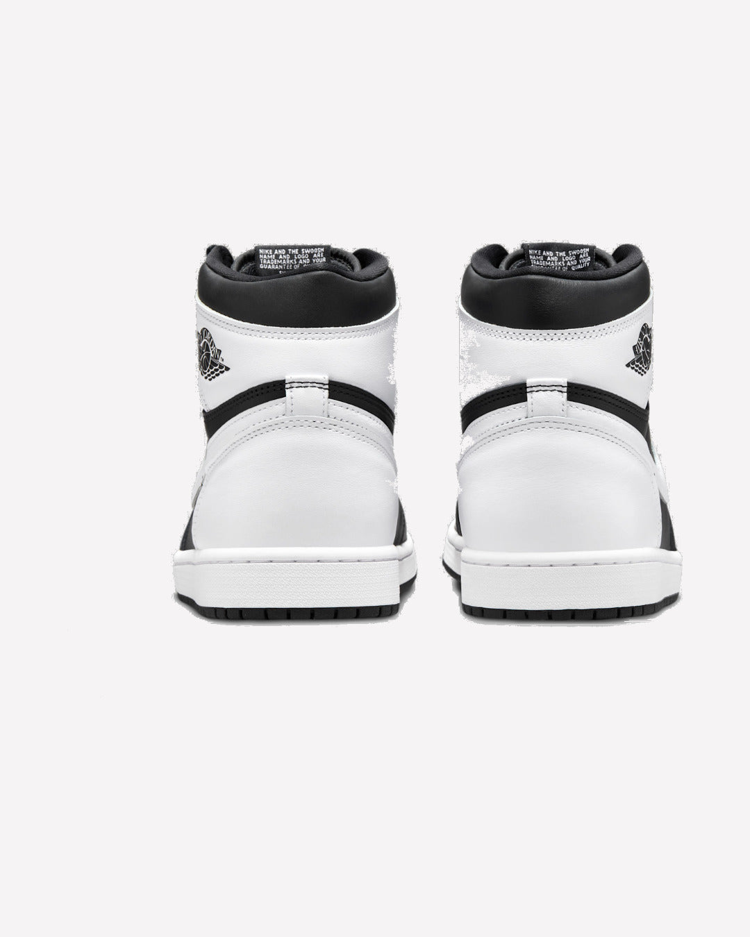Jordan 1 Retro High OG Black White — vista frontal