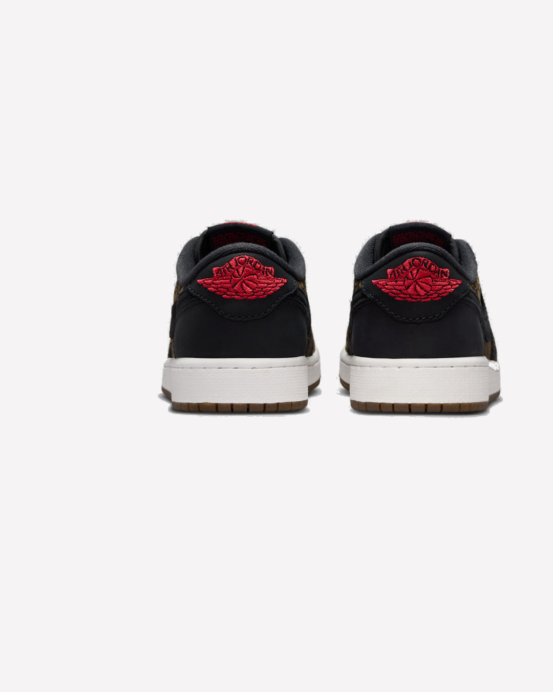 Jordan 1 Retro Low OG Laser Black University Red — vista del talón