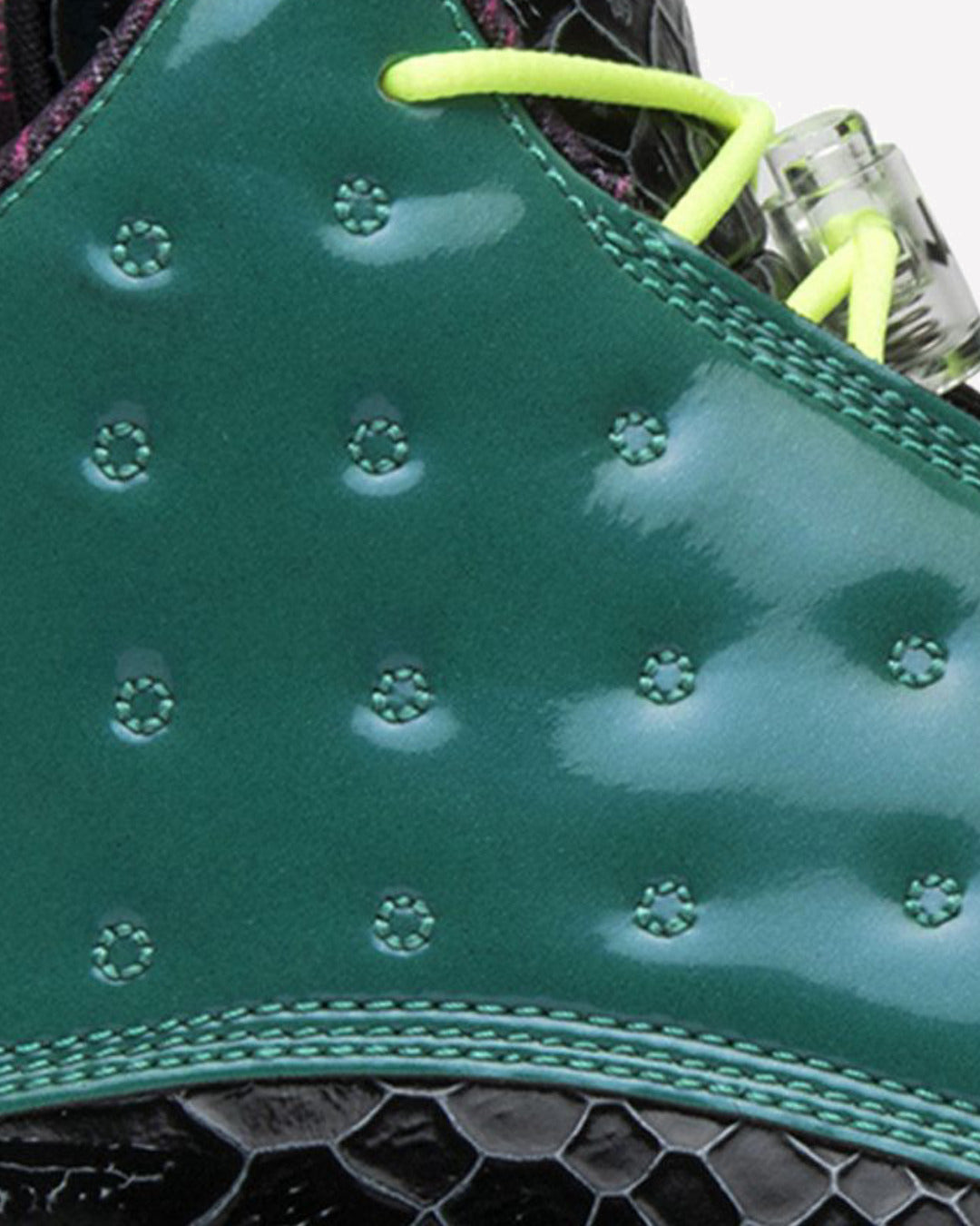 Jordan 13 Retro Doernbecher — detalle de la suela