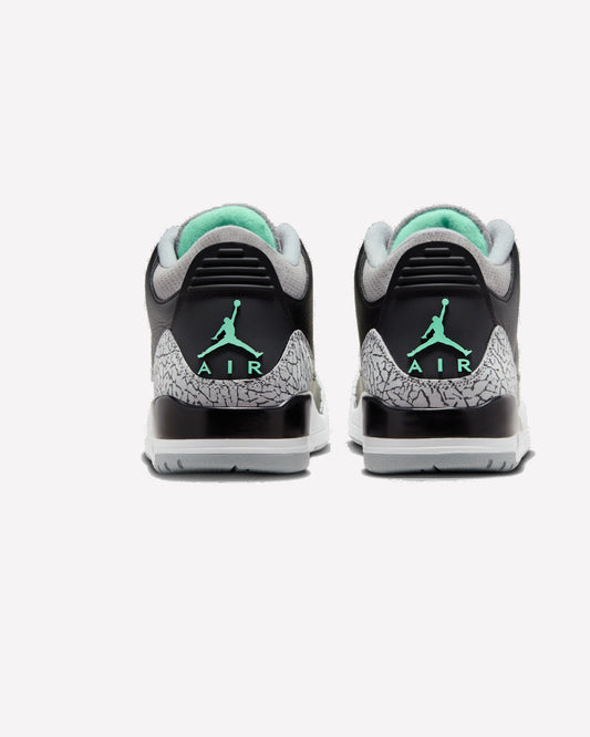 Jordan 3 Retro Green Glow — detalle del talón