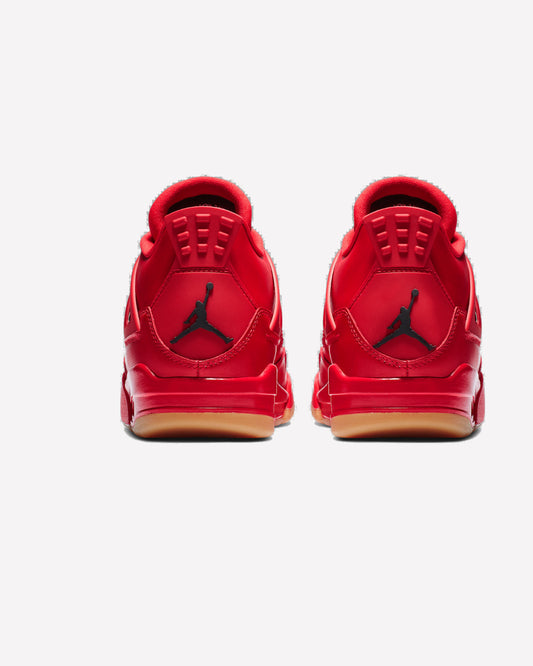 Jordan 4 Retro Fire Red Singles Day — detalle del talón