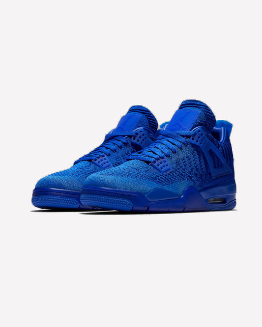 Jordan 4 Retro Flyknit Royal — vista de la suela