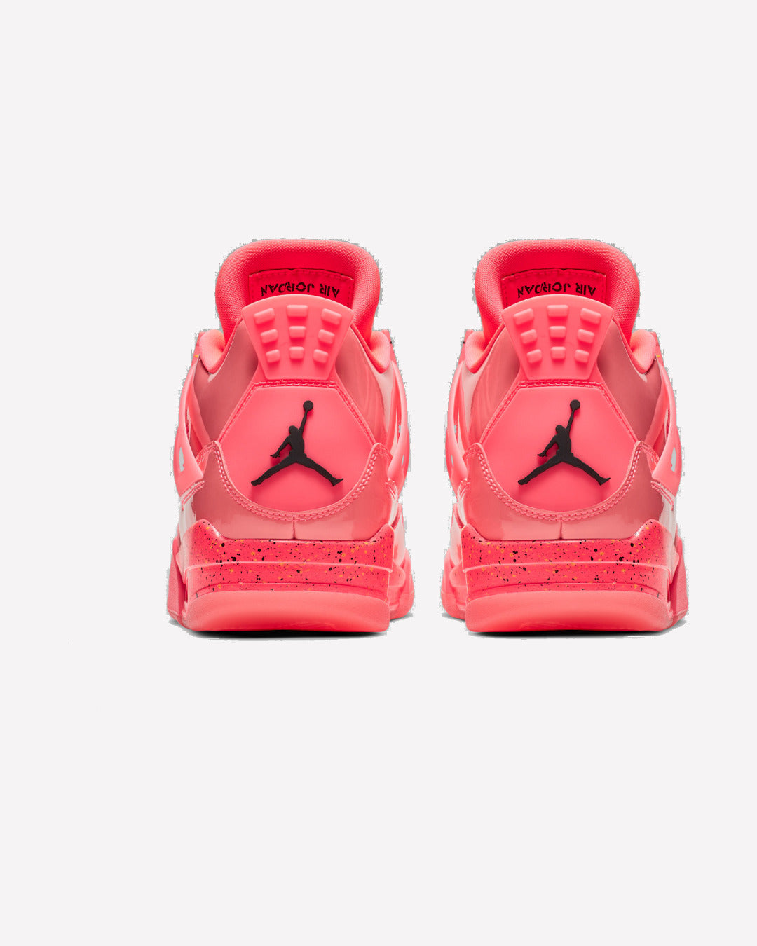 Jordan 4 Retro Hot Punch — Detalle del talón