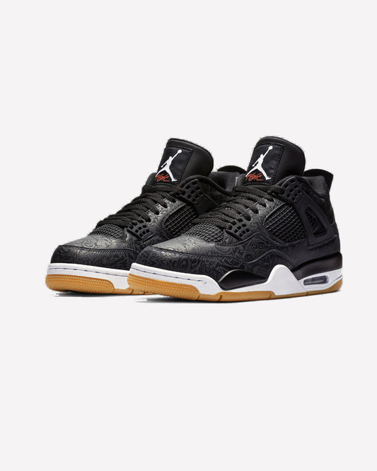Jordan 4 Retro Laser Black Gum — detalle del grabado láser