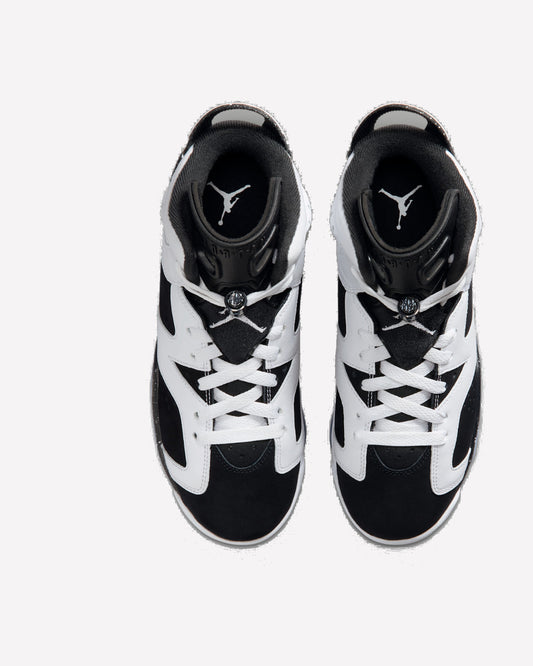 Jordan 6 Retro Oreo (2026) — vista trasera