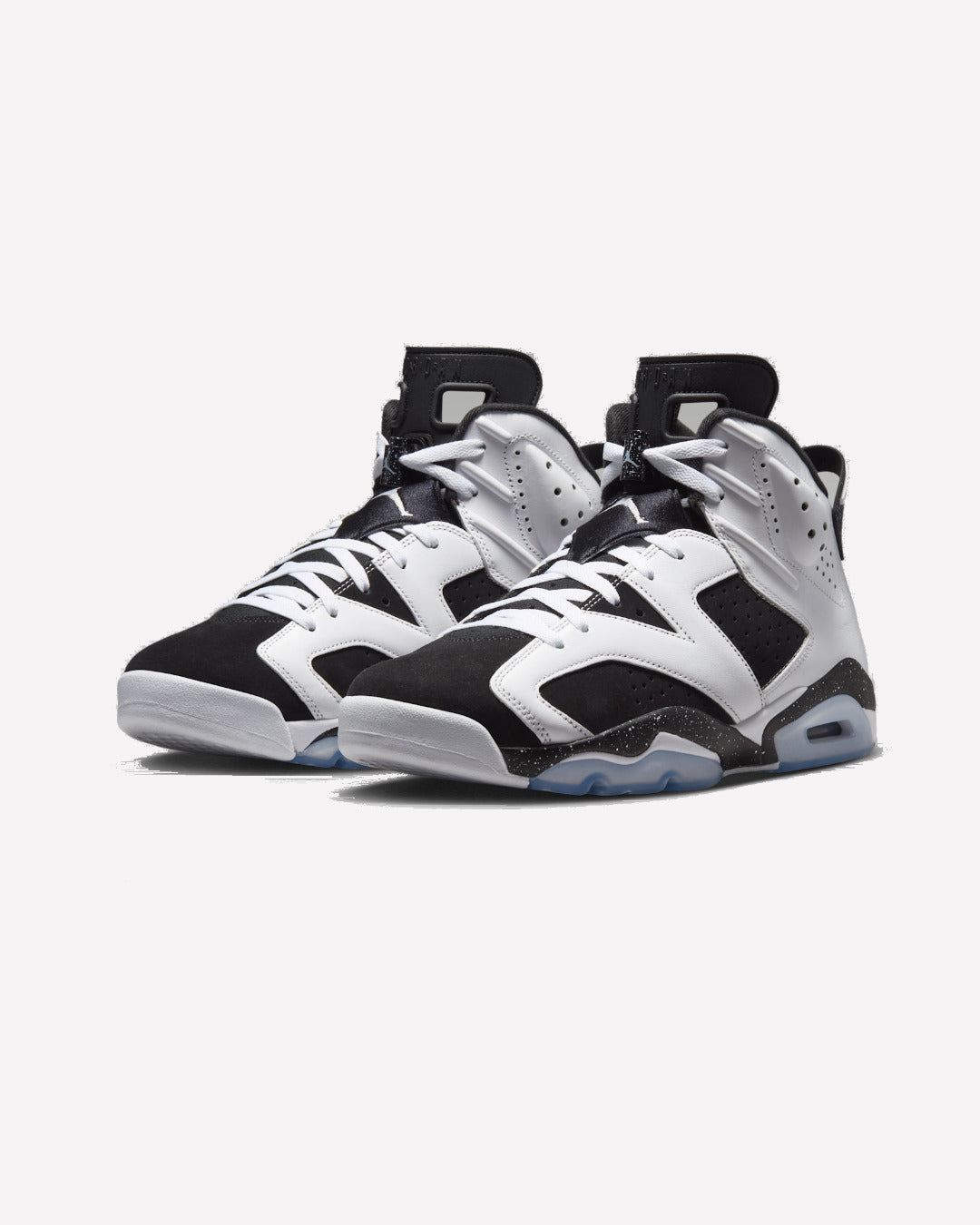 Jordan 6 Retro Oreo (2026) — vista de la suela
