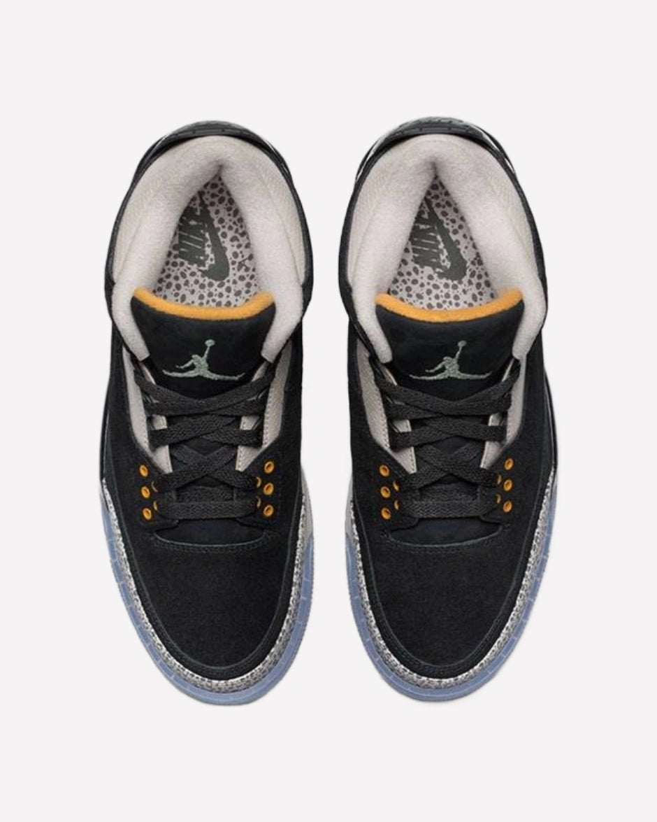 Jordan 3 Retro atmos Safari — detalle del talón