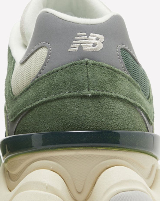 New Balance 9060 Nori