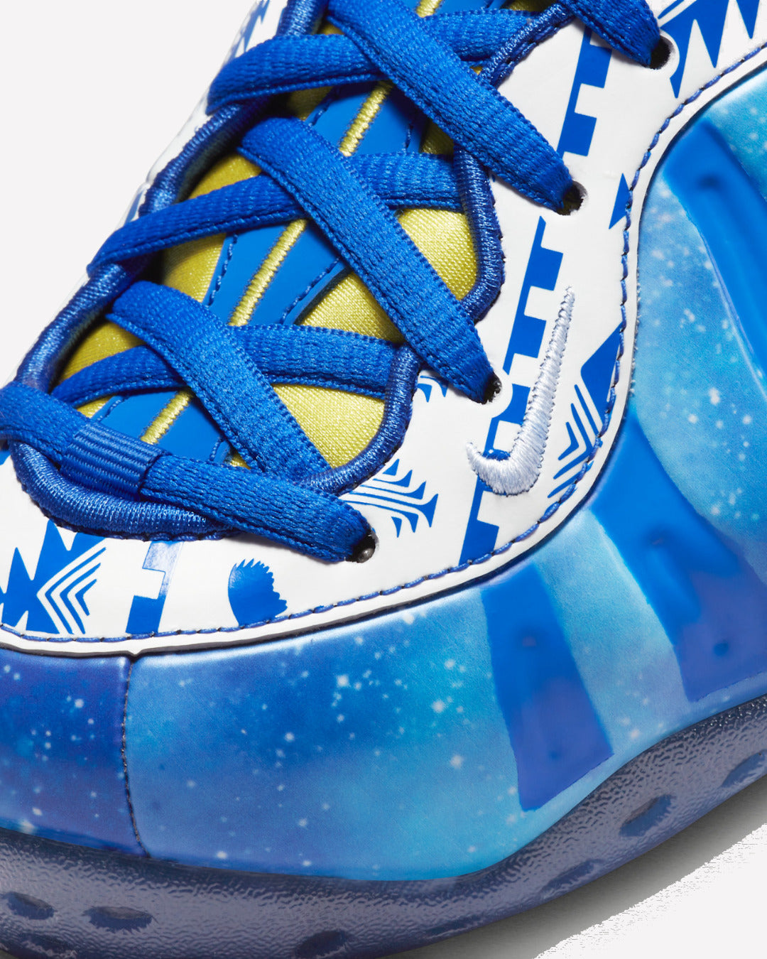 Nike Air Foamposite One Doernbecher (2023) — detalle del upper