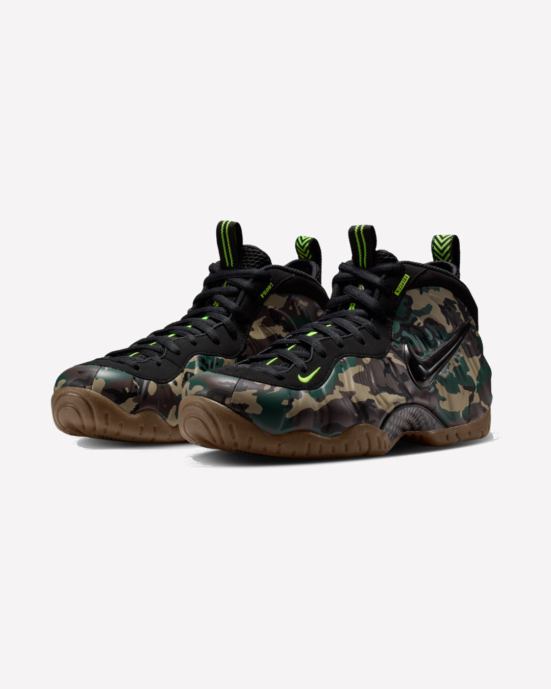 Nike Air Foamposite Pro Army Camo — detalle del talón