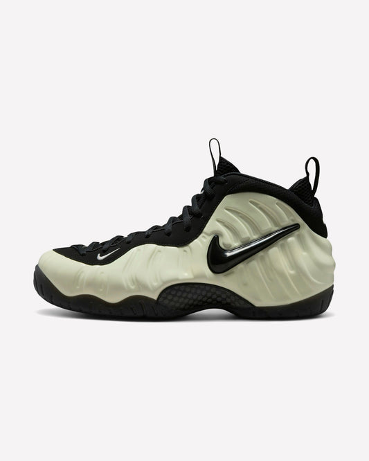 Nike Air Foamposite Pro Glow-In-The-Dark