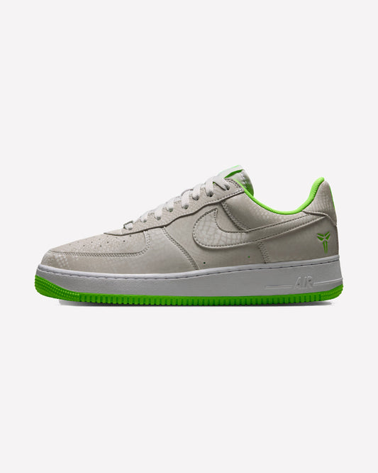 Nike Air Force 1 Low Kobe Bryant Forever Vast Grey Electric Green — vista lateral