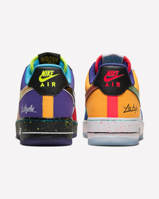 Nike Air Force 1 Low What The LA — detalle del Swoosh