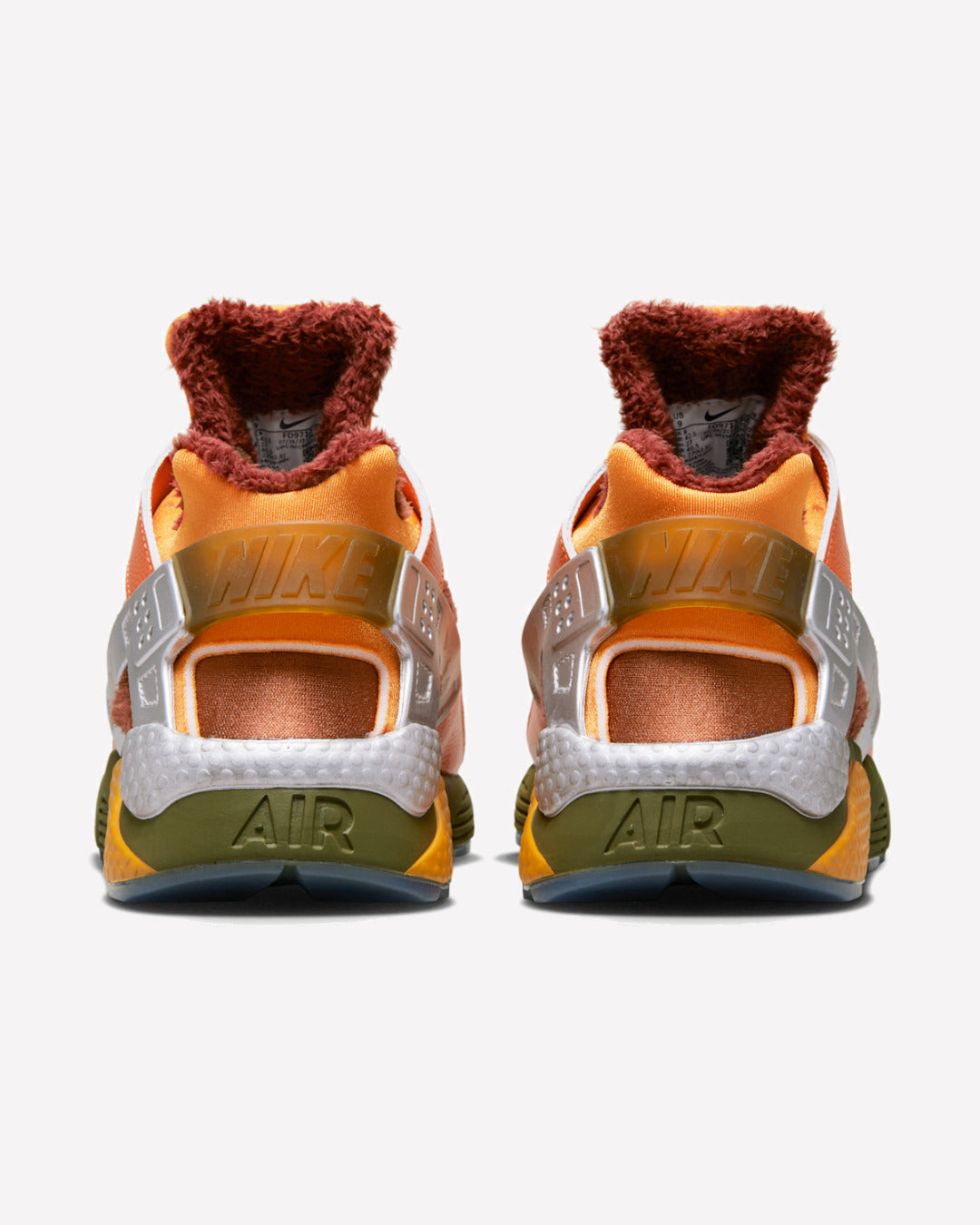 Nike Air Huarache Doernbecher (2023) — detalle del talón
