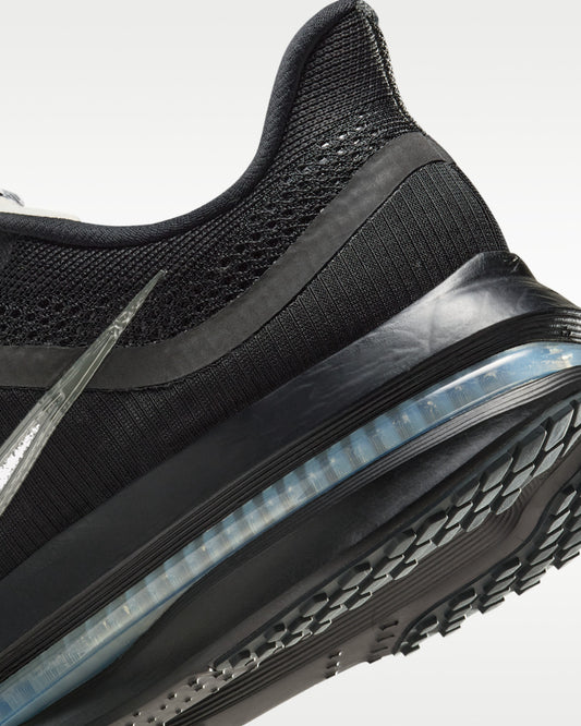Nike Air Zoom Pegasus Premium SP Black Metallic Silver — detalle del upper