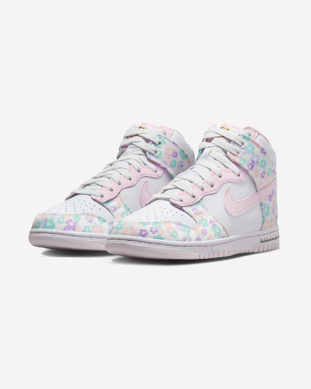 Nike Dunk High Doernbecher Macey — Detalle del talón