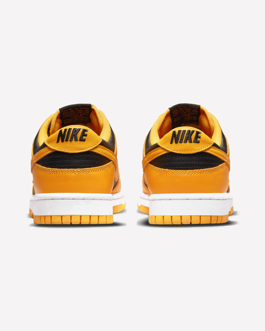 Nike Dunk Low Championship Goldenrod — detalle de la puntera