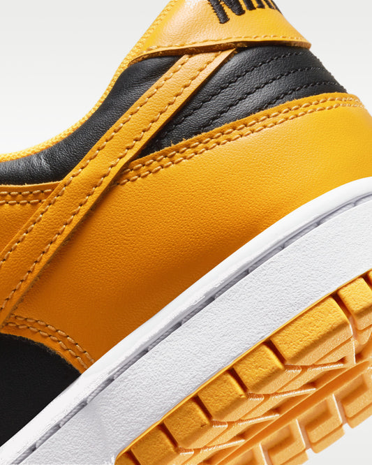 Nike Dunk Low Championship Goldenrod — par completo