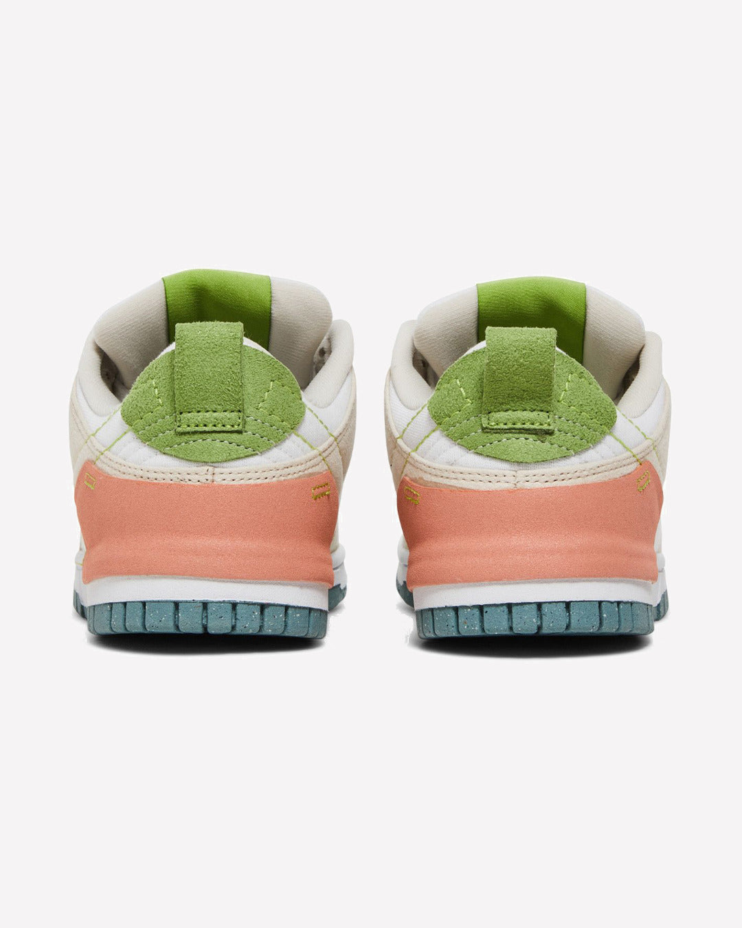 Nike Dunk Low Disrupt 2 Easter Pastel — vista del talón