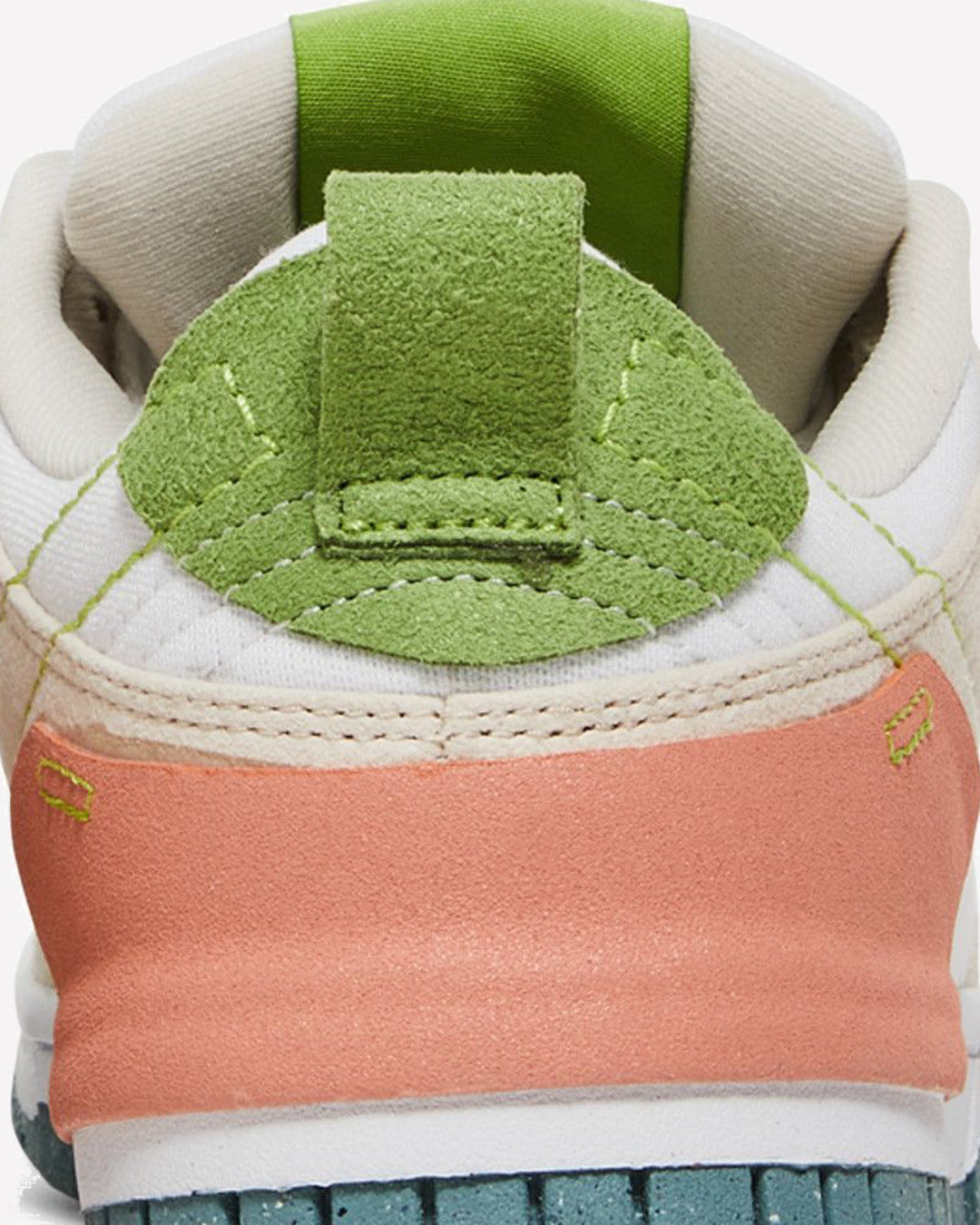 Nike Dunk Low Disrupt 2 Easter Pastel — par completo