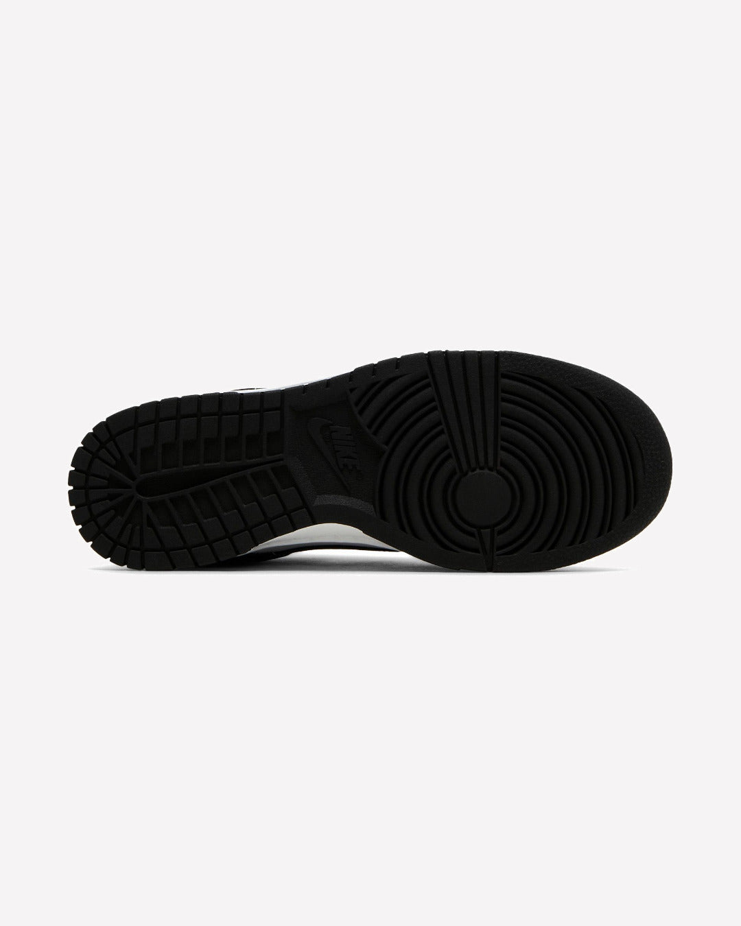 Nike Dunk Low Retro White Black Panda — vista frontal