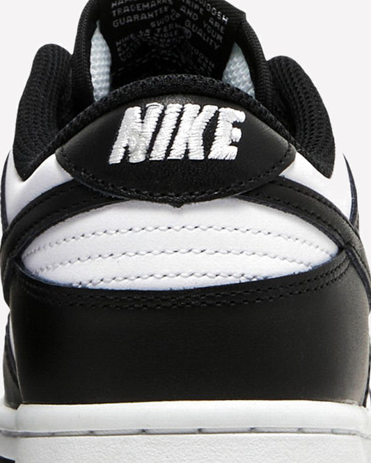 Nike Dunk Low Retro White Black Panda — vista del par completo