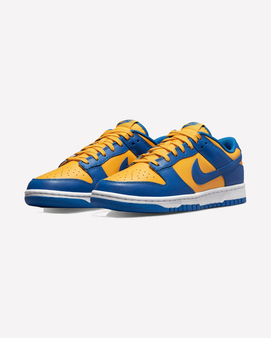 Nike Dunk Low UCLA — detalle del talón