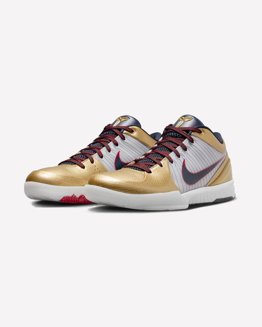 Nike Kobe 4 Protro Gold Medal — detalle del upper