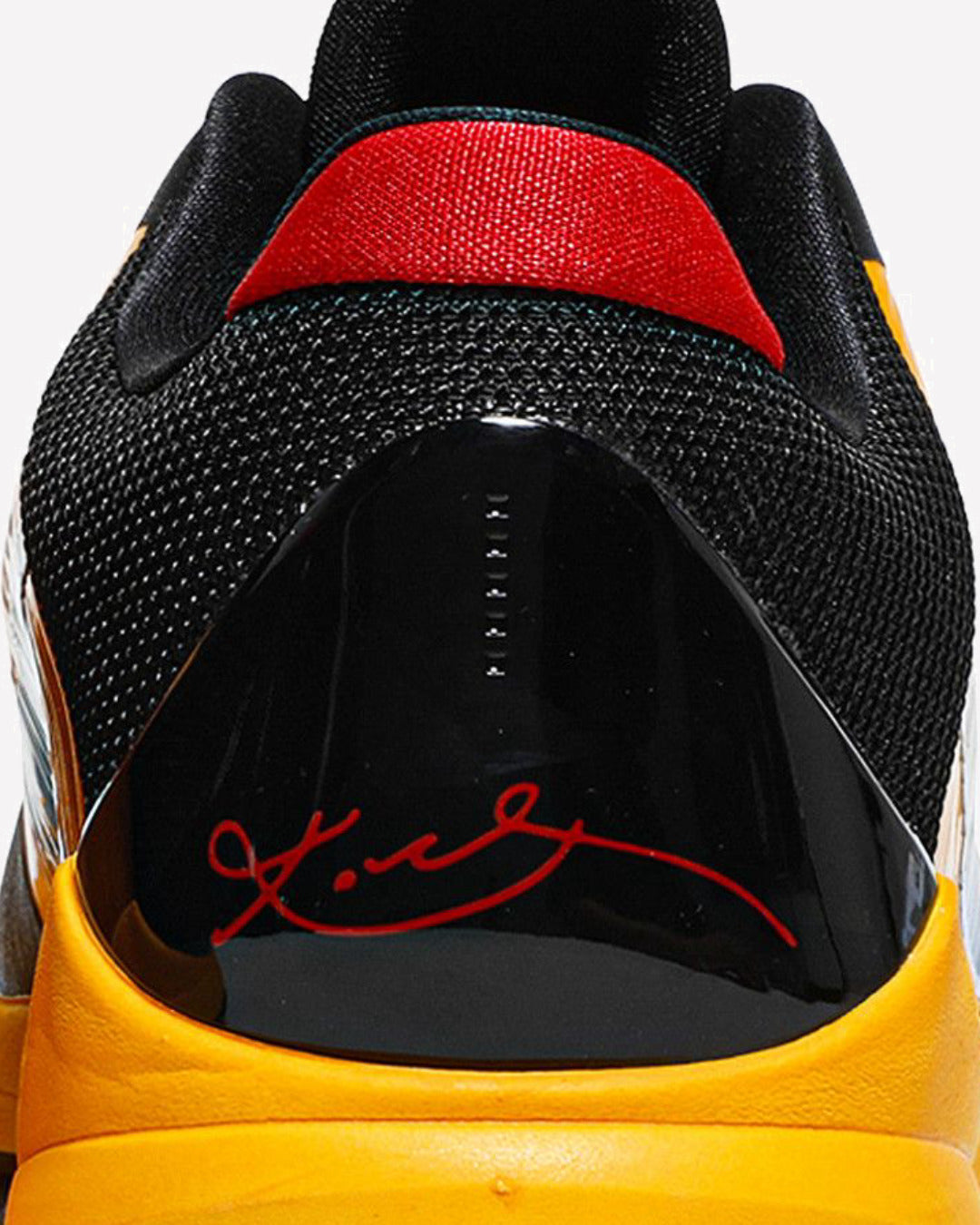 Nike Kobe 5 Protro Bruce Lee — vista de tres cuartos