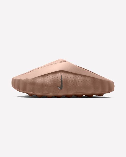 Nike Mind 001 Slide Rattan — vista del talón