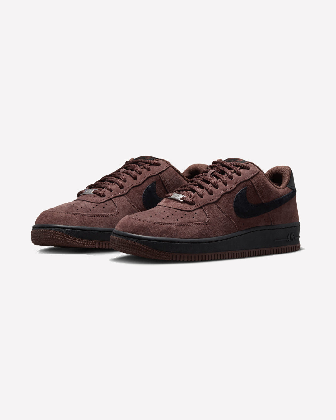 Nike SB Air Force 1 Low Light Chocolate Black — vista trasera del talón