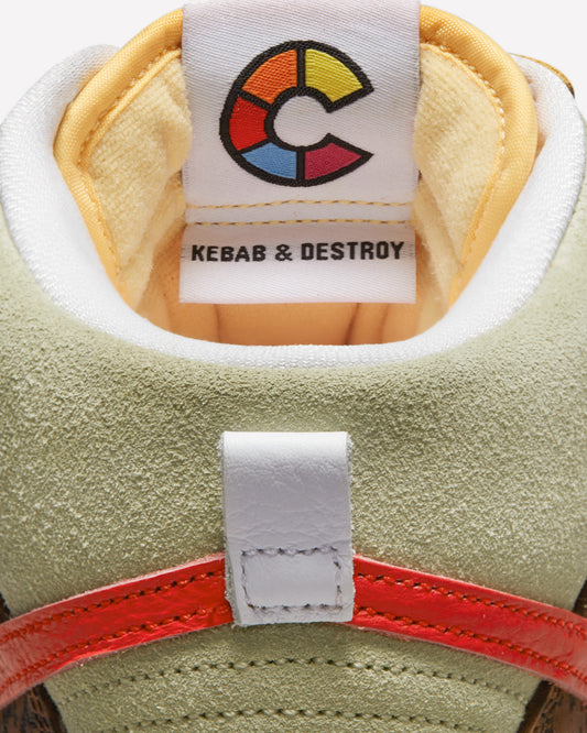 Nike SB Dunk High Color Skates Kebab and Destroy — par completo