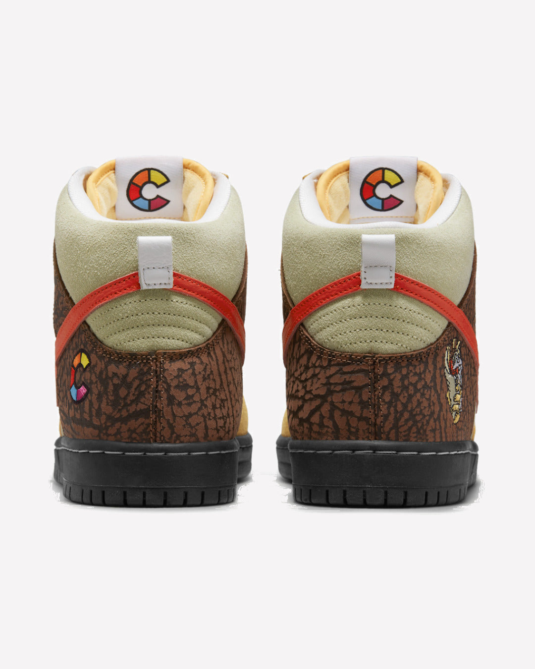 Nike SB Dunk High Color Skates Kebab and Destroy — detalle del Swoosh