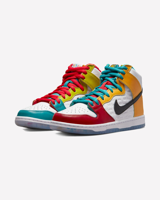 Nike SB Dunk High Pro froSkate All Love — detalle del logo