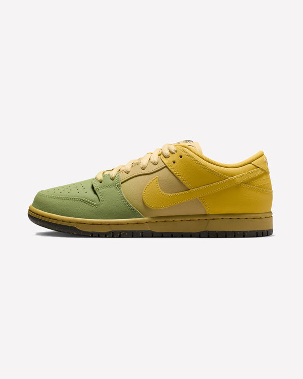 Nike SB Dunk Low Pro Hatch Chili — vista lateral