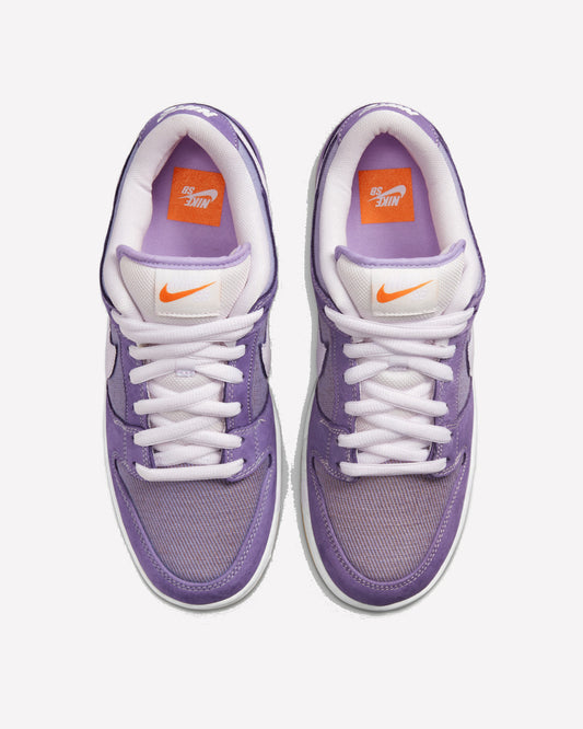 Nike SB Dunk Low Pro ISO Orange Label Lilac — vista del talón