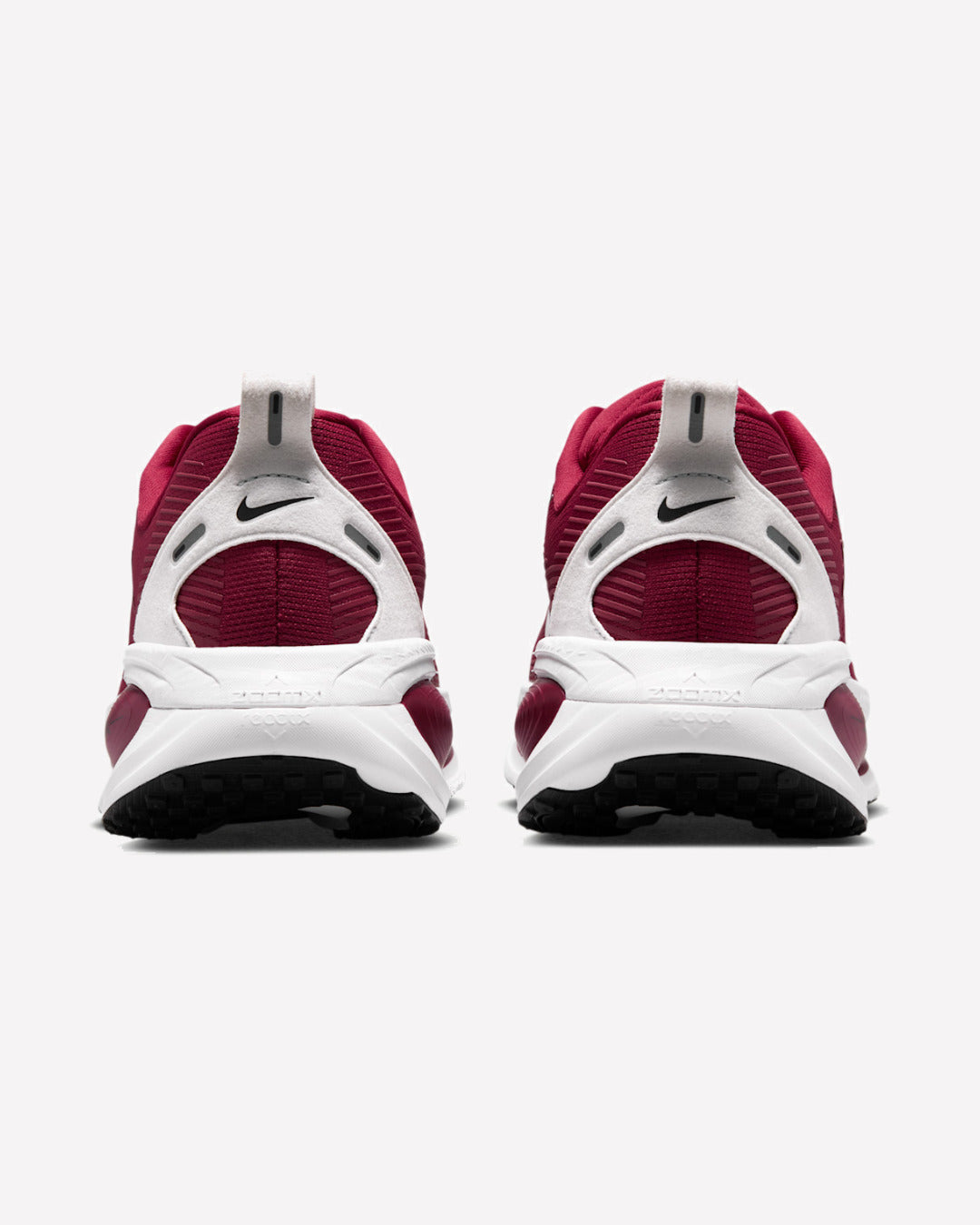 Nike Vomero 18 Alabama — vista de la suela