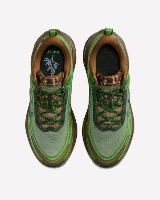 Nike Vomero Plus Doernbecher Molly Bell — vista del talón