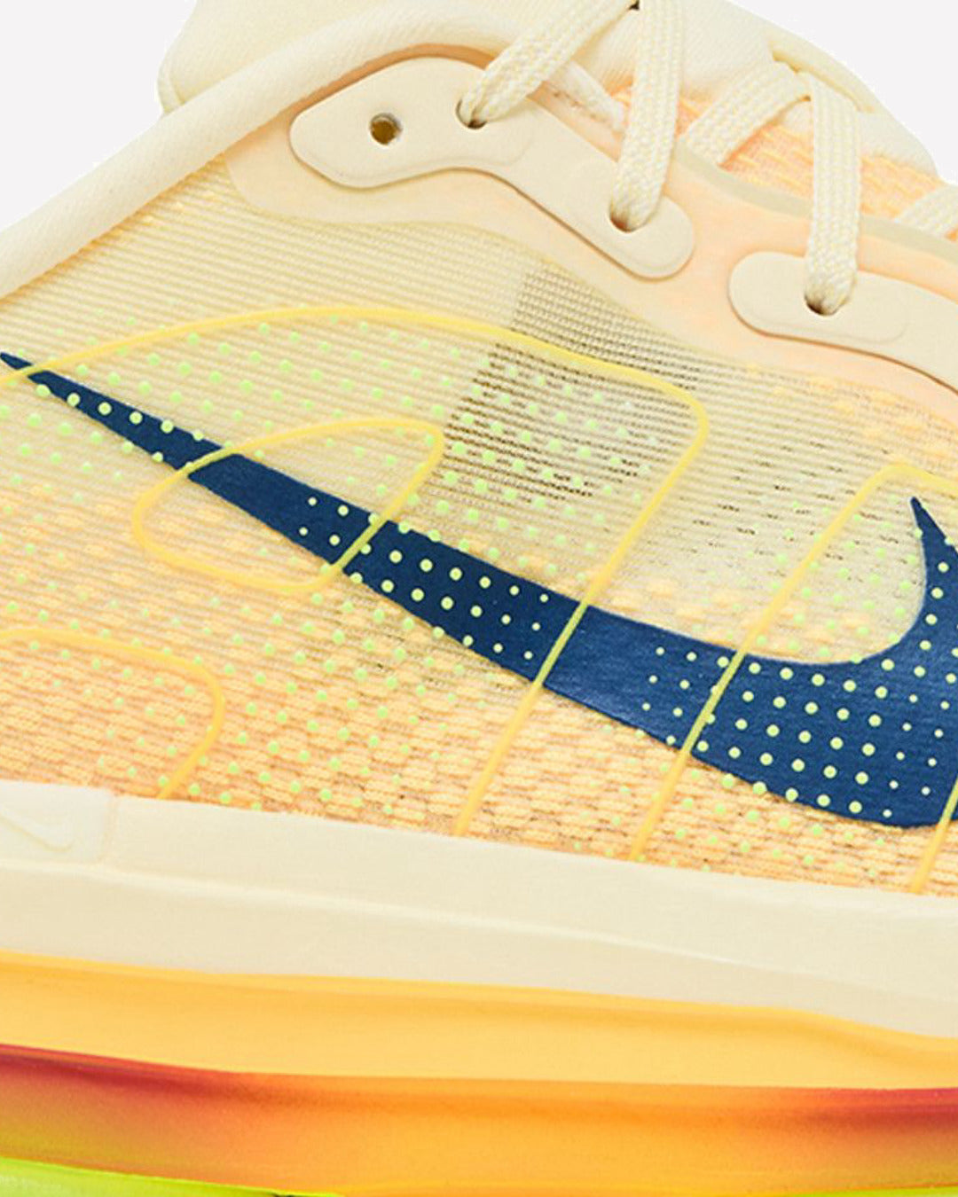 Nike Vomero Premium Alabaster