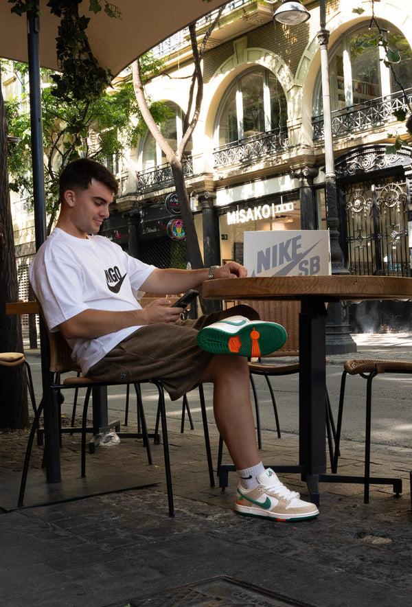 Look con Nike SB Dunk Low Jarritos